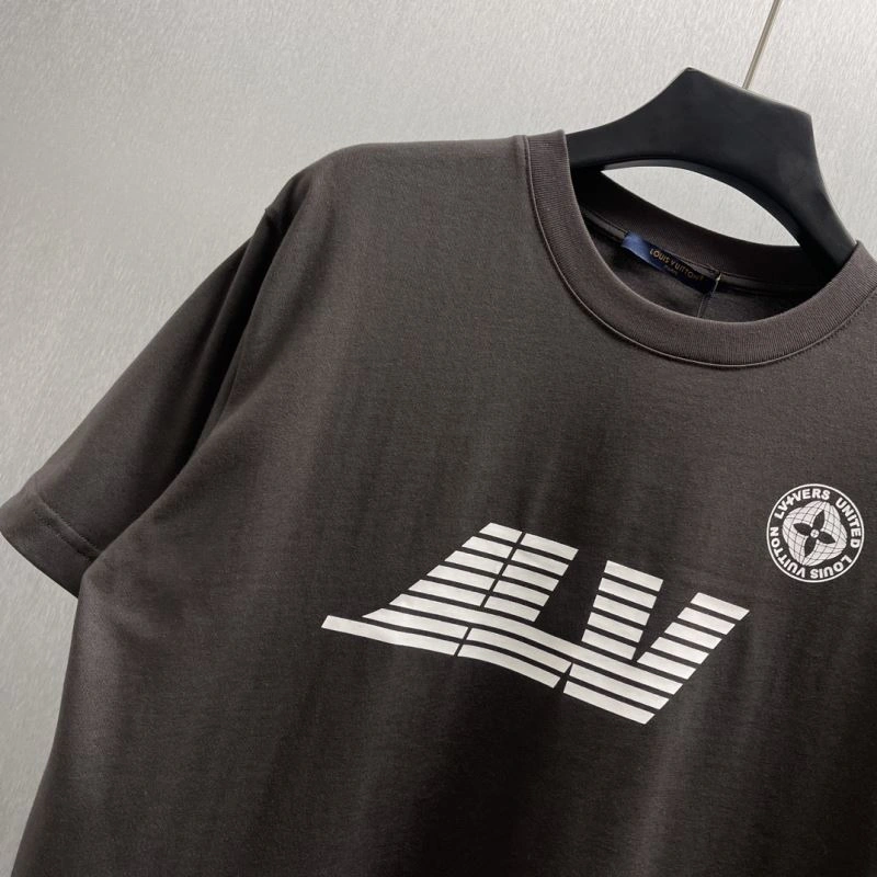 Attractive Louis Vuitton T-Shirts 138318