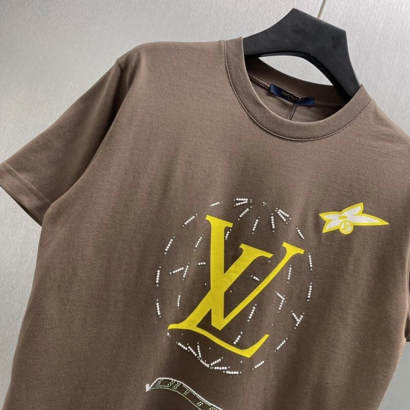 Louis Vuitton T-Shirts Chic 138317