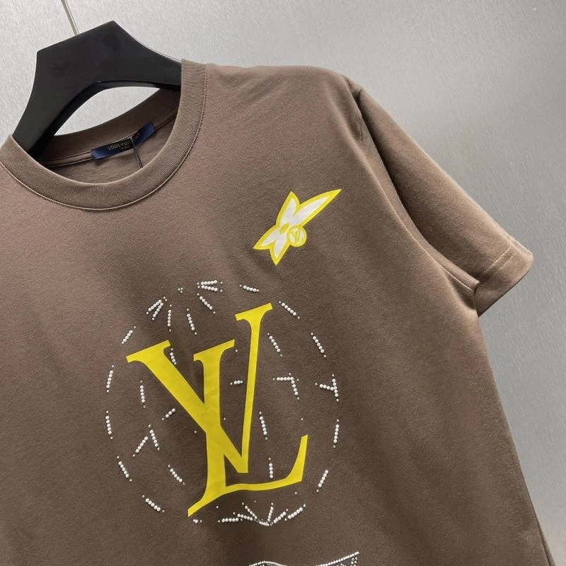 Louis Vuitton T-Shirts Chic 138317
