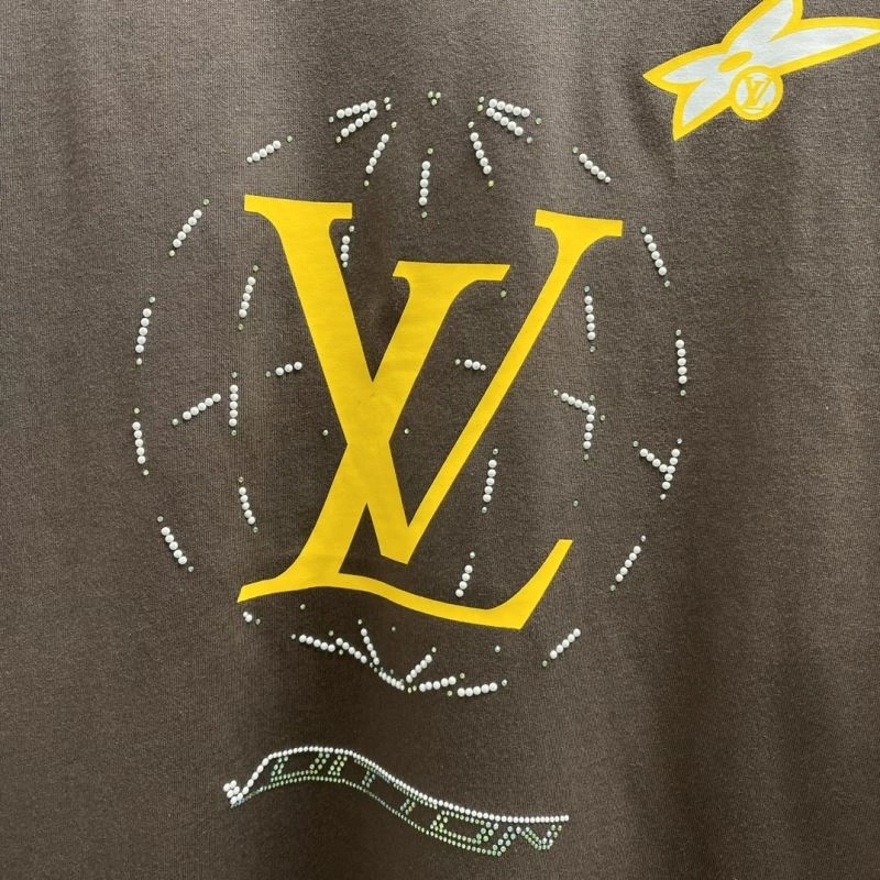 Louis Vuitton T-Shirts Chic 138317