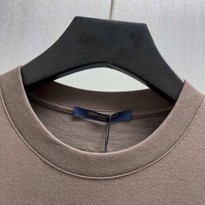 Louis Vuitton T-Shirts Chic 138317