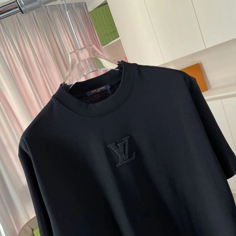 Louis Vuitton T-Shirts Compact 138325