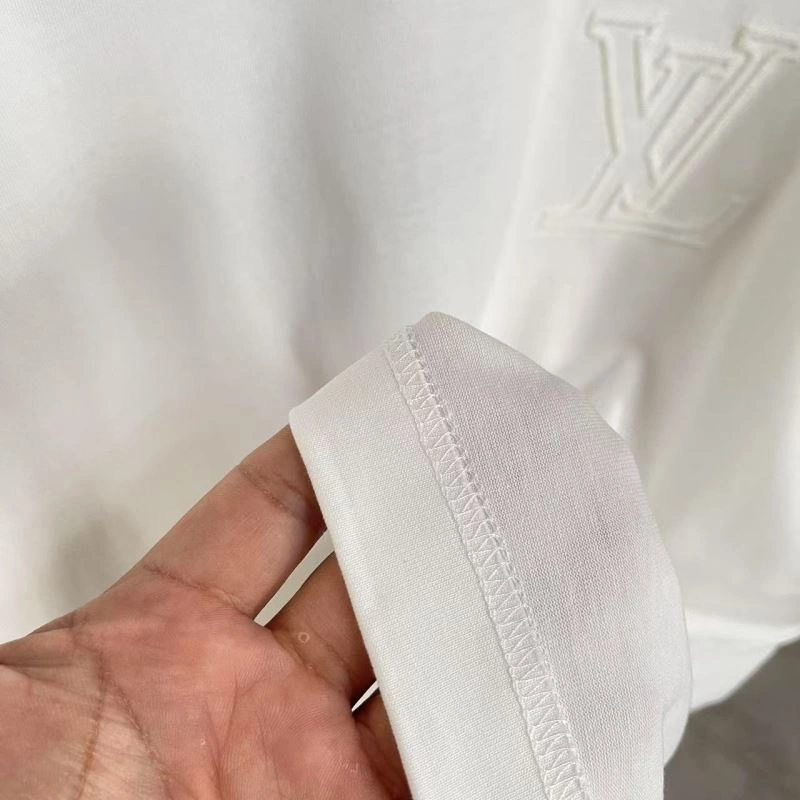 Louis Vuitton T-Shirts Comfortable 138319