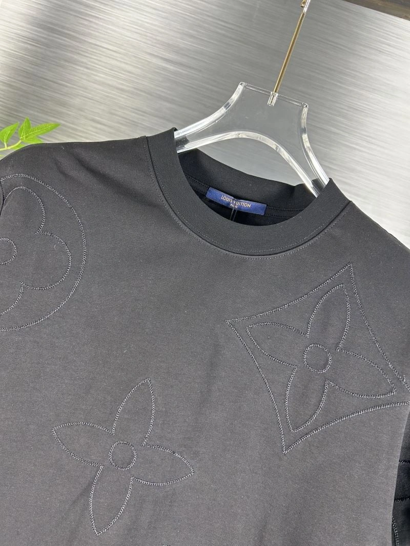 Louis Vuitton T-Shirts Sophisticated 138304