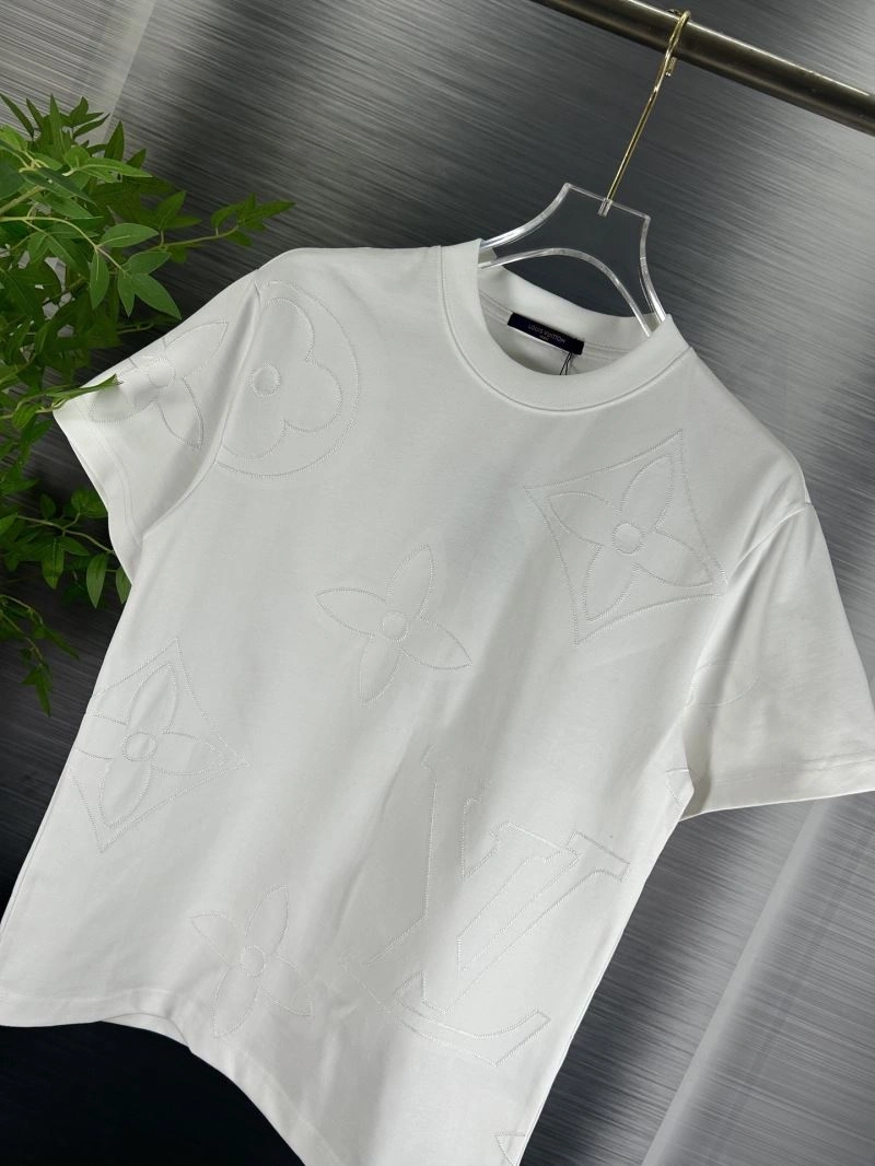 Louis Vuitton T-Shirts Bright 138306