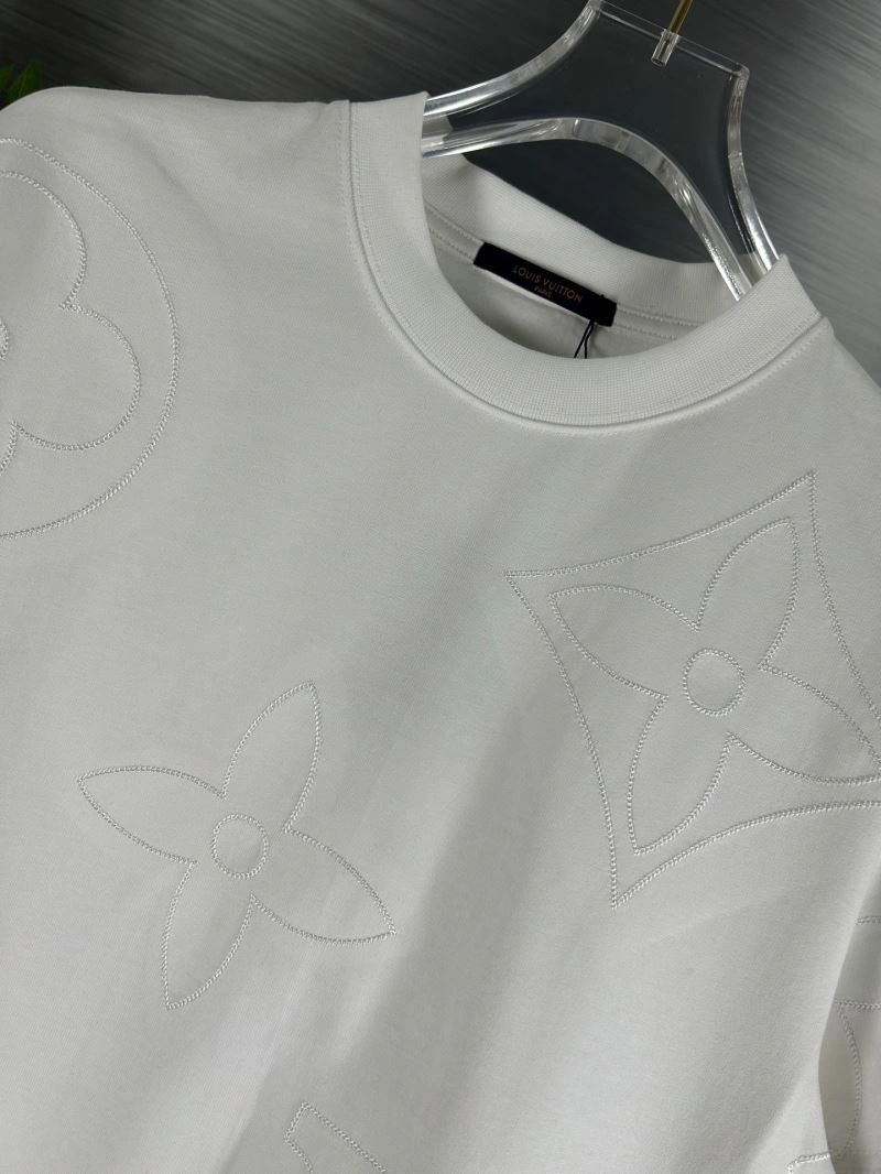 Louis Vuitton T-Shirts Bright 138306