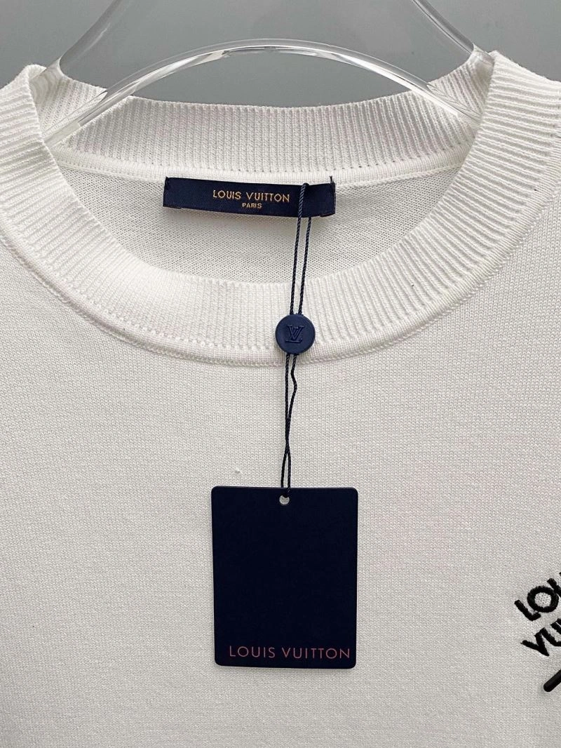 Practical Louis Vuitton T-Shirts 138300