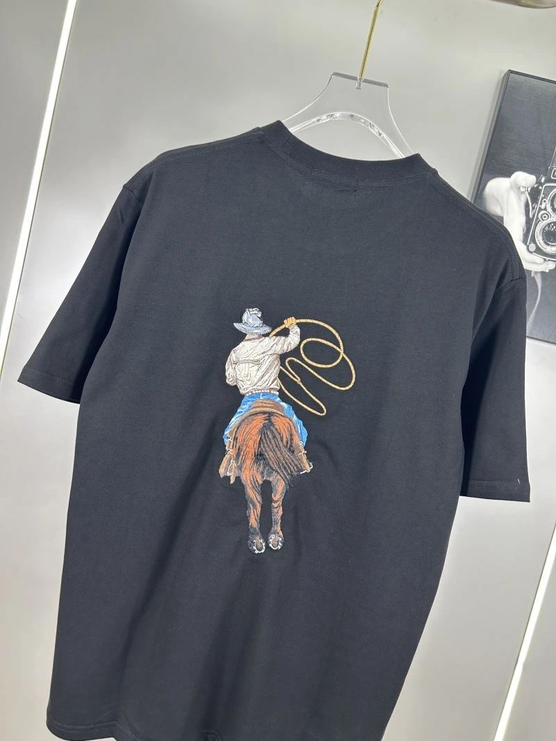 Louis Vuitton T-Shirts Elegant 138289