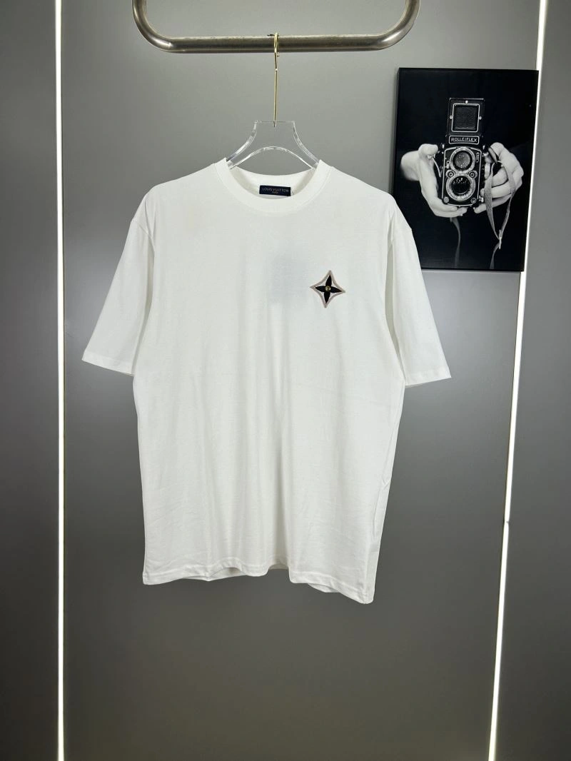 Classic Louis Vuitton T-Shirts 138290