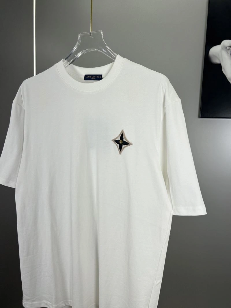 Classic Louis Vuitton T-Shirts 138290