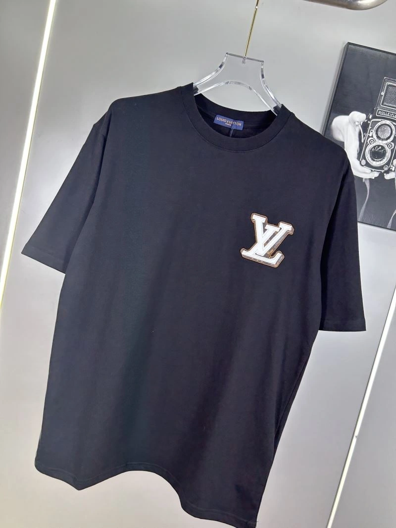 Louis Vuitton T-Shirts Popular 138286