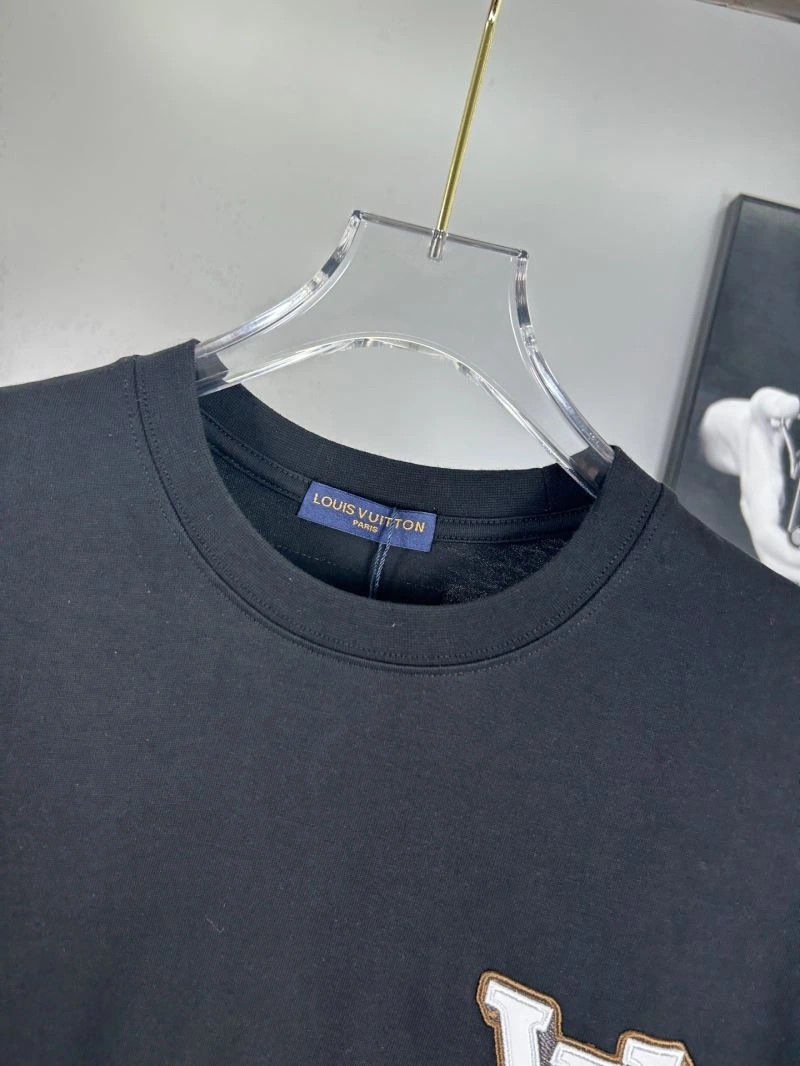Louis Vuitton T-Shirts Popular 138286