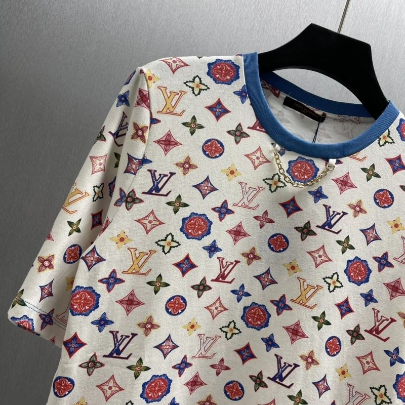 GoodFit Louis Vuitton T-Shirts 138284