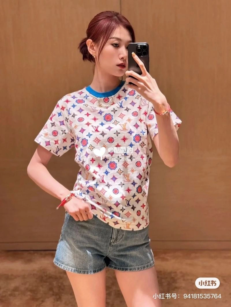 GoodFit Louis Vuitton T-Shirts 138284
