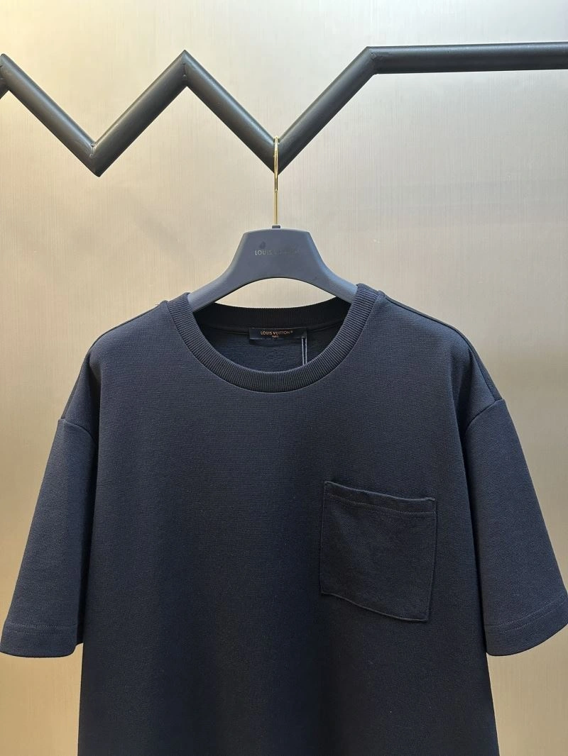 Louis Vuitton T-Shirts Seasonal 138271