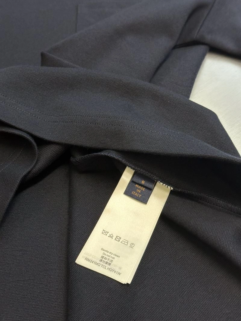 Louis Vuitton T-Shirts Seasonal 138271