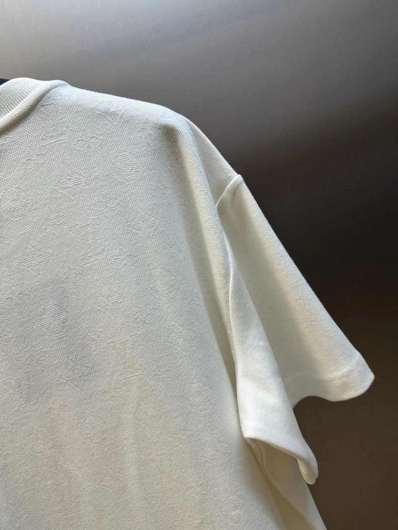 Louis Vuitton T-Shirts MoistureWicking 138273