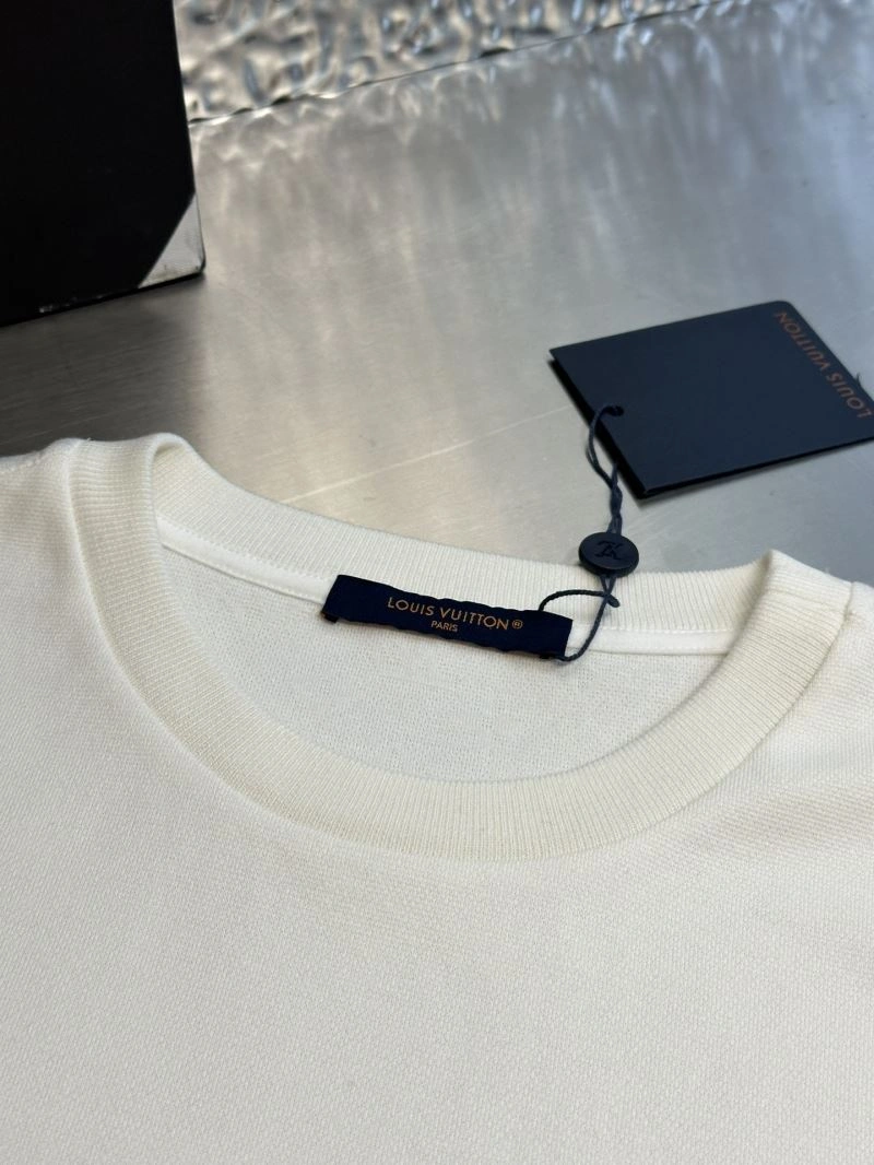 Louis Vuitton T-Shirts MoistureWicking 138273