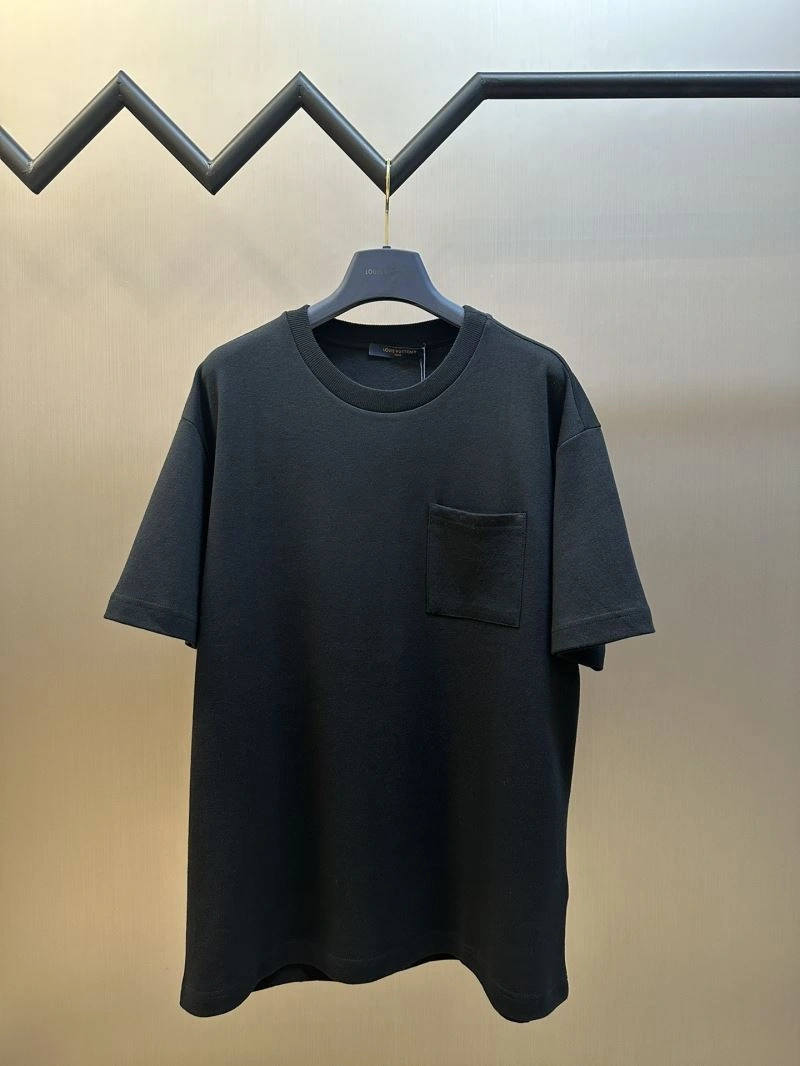 Louis Vuitton T-Shirts Chic 138264