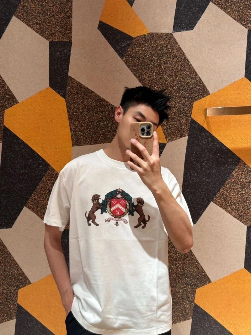 Packable Louis Vuitton T-Shirts 138275