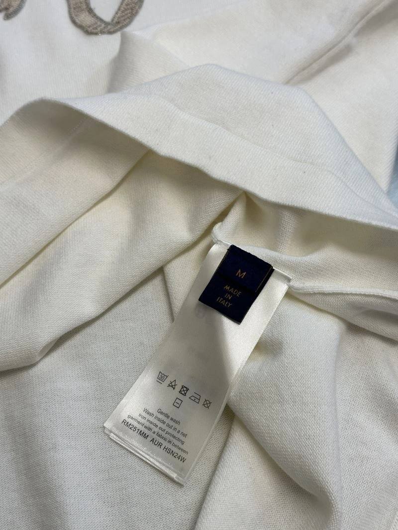 GoodFit Louis Vuitton T-Shirts 138277