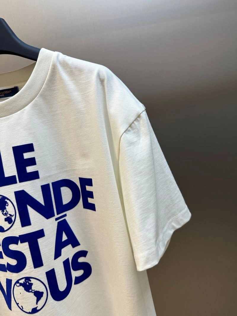 Louis Vuitton T-Shirts Breathable 138266