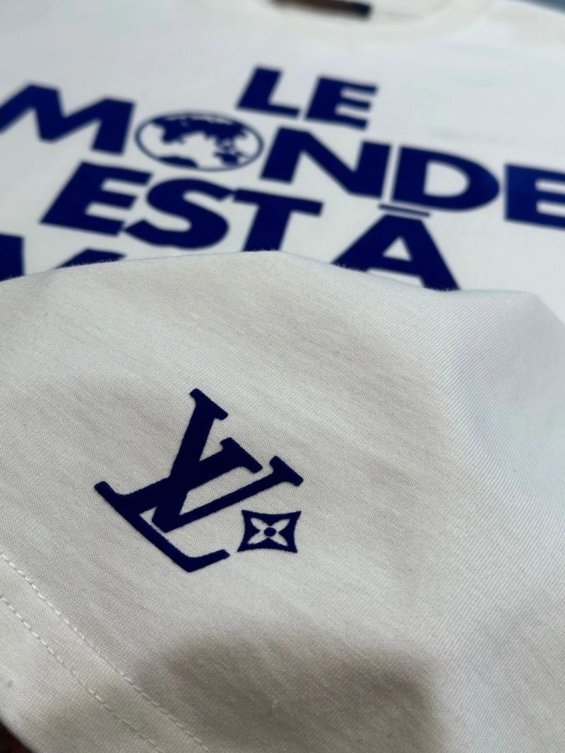 Louis Vuitton T-Shirts Breathable 138266