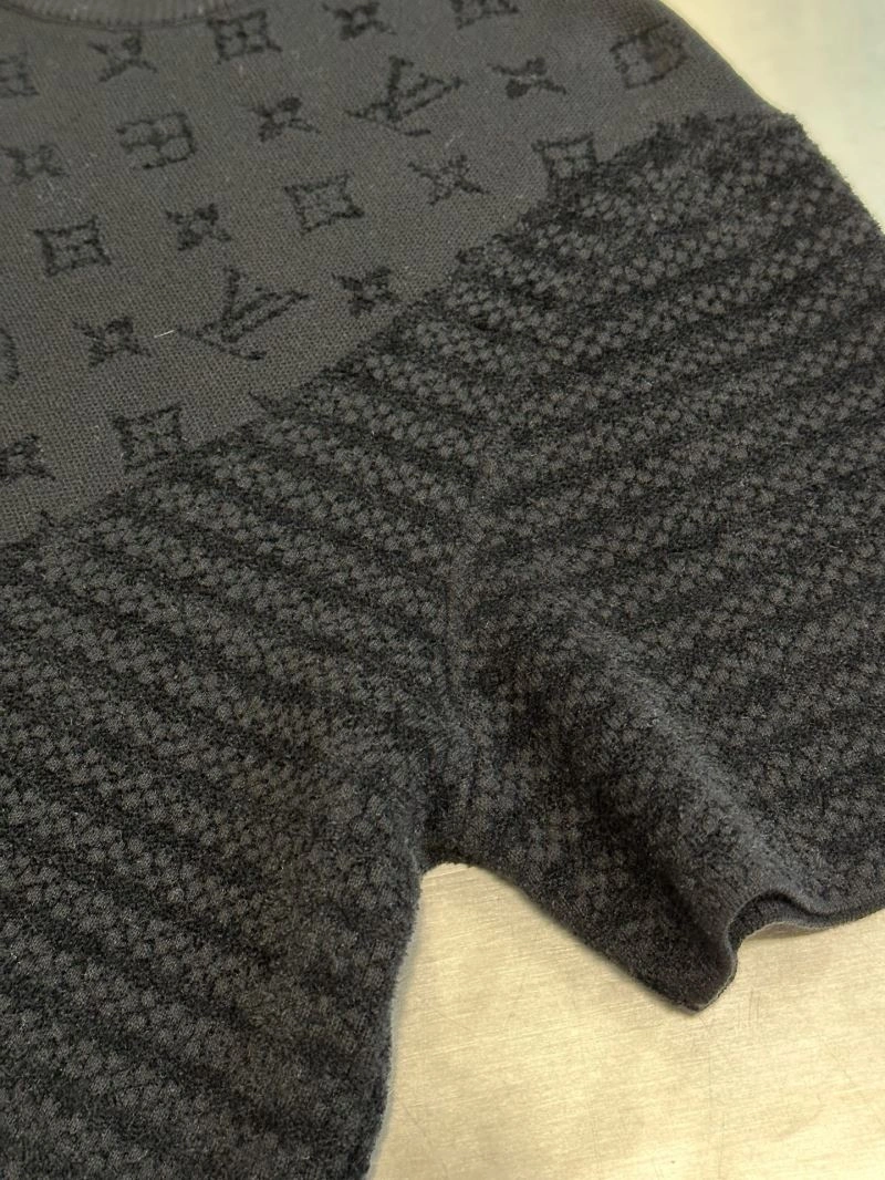 OnTrend Louis Vuitton T-Shirts 138274