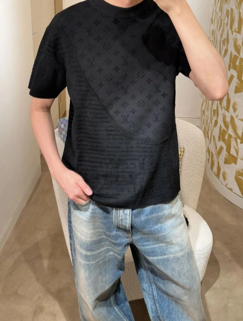 OnTrend Louis Vuitton T-Shirts 138274