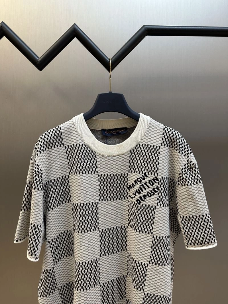 AllSeason Louis Vuitton T-Shirts 138268