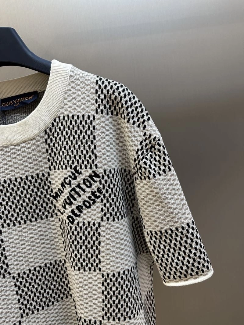 AllSeason Louis Vuitton T-Shirts 138268