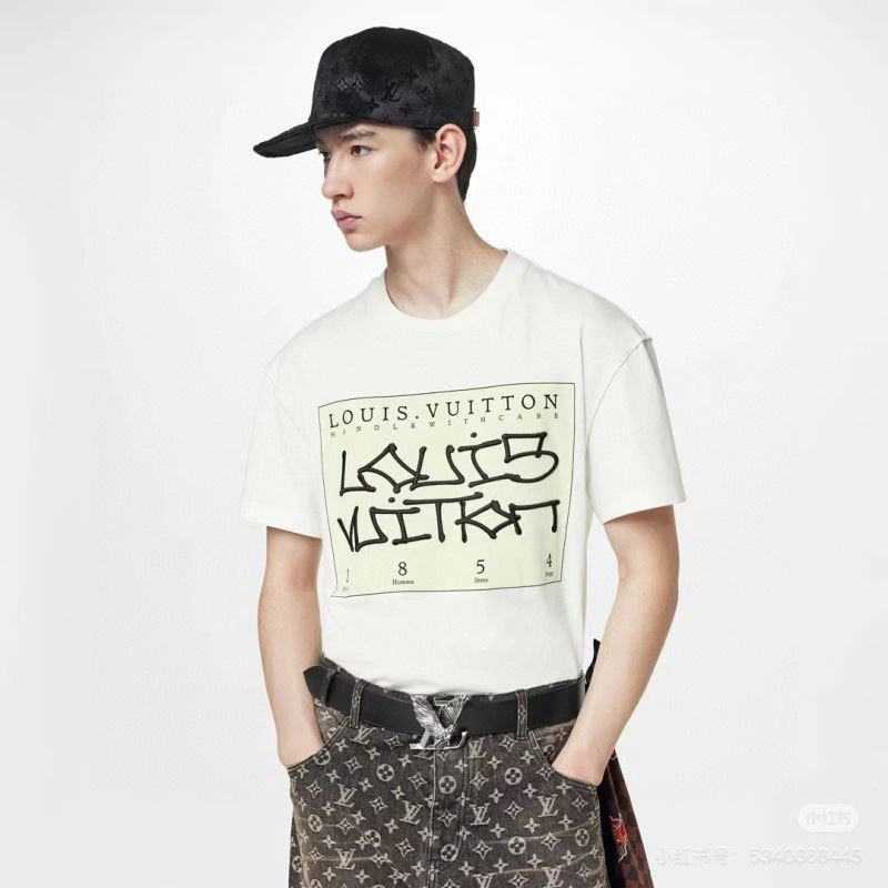ModernLook Louis Vuitton T-Shirts 138261