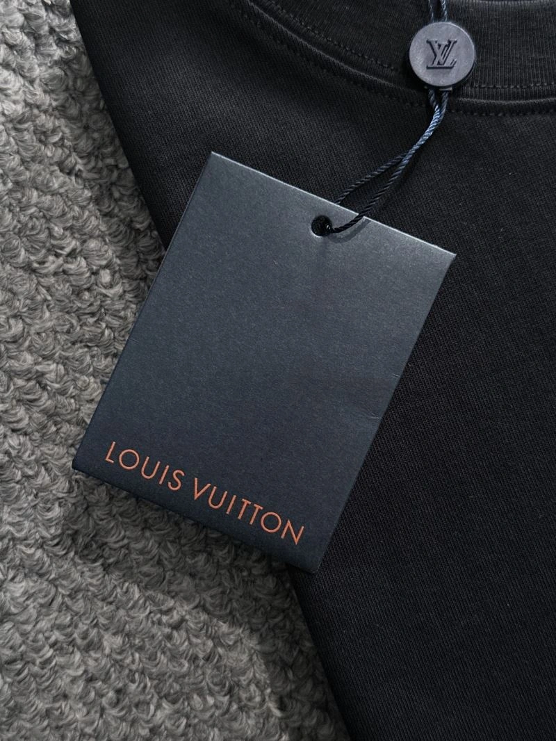 AllSeason Louis Vuitton T-Shirts 138255