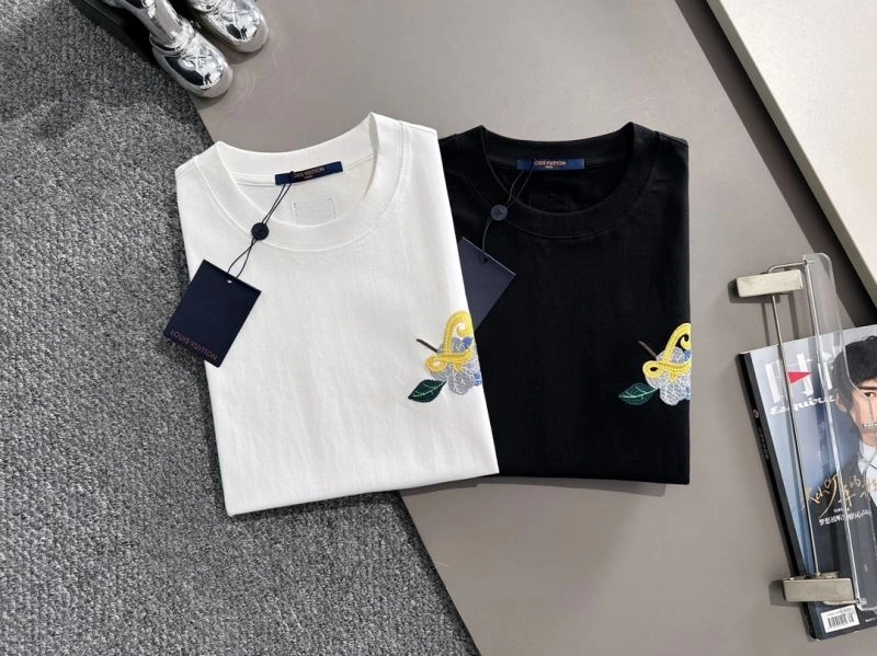 ZipUp Louis Vuitton T-Shirts 138257