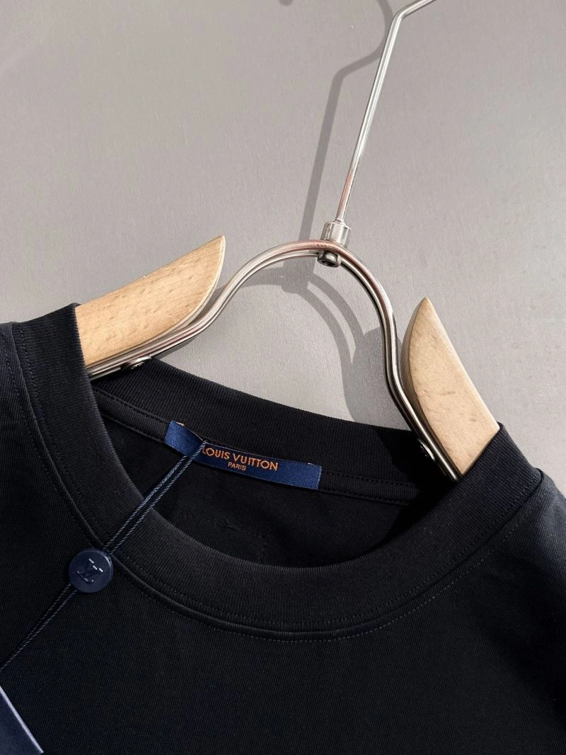 Louis Vuitton T-Shirts OdorResistant 138254