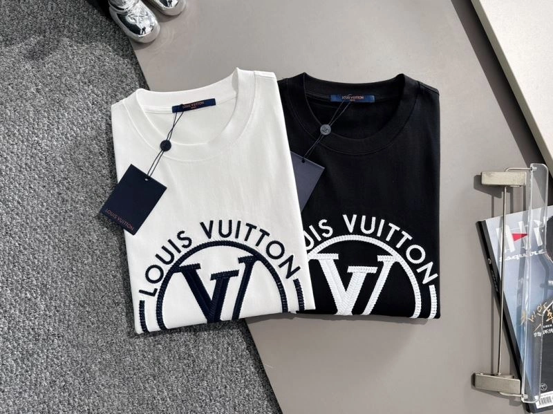 EasyMatch Louis Vuitton T-Shirts 138343