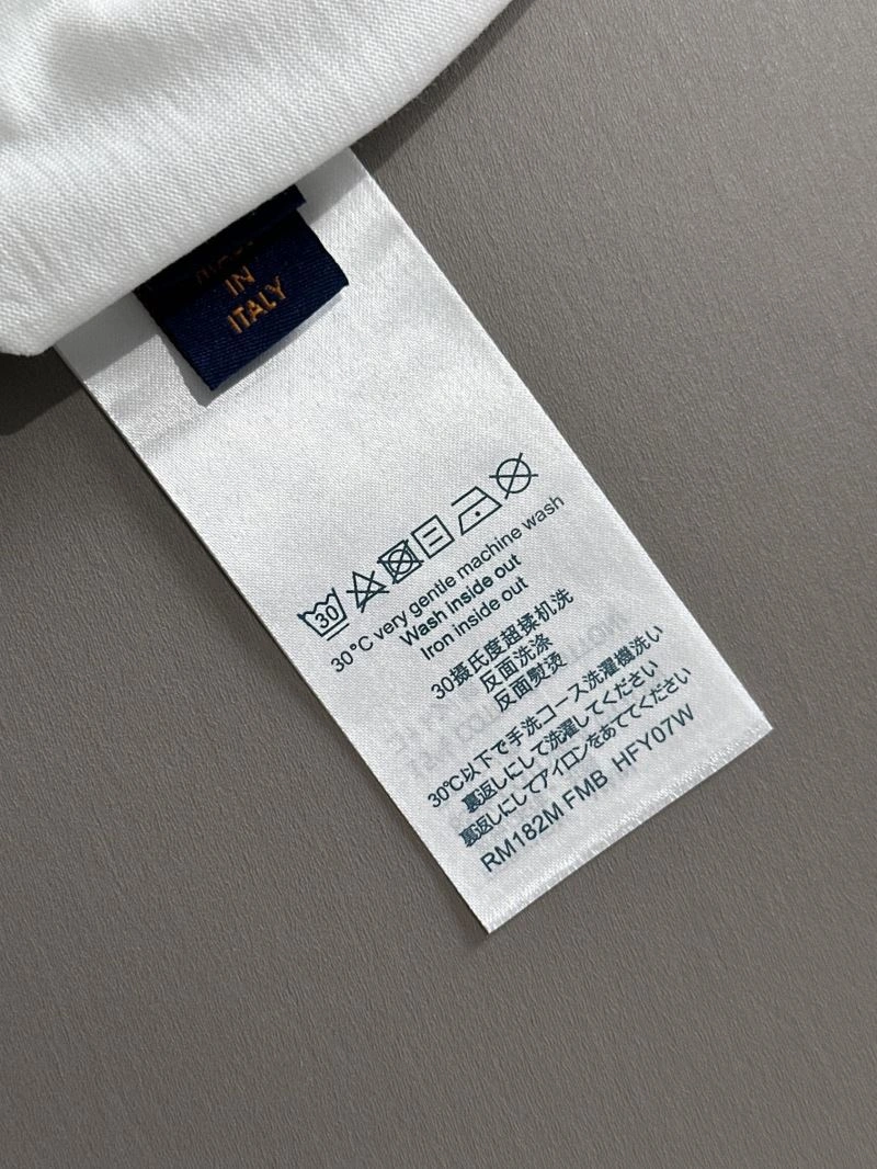 Louis Vuitton T-Shirts Cozy 138256