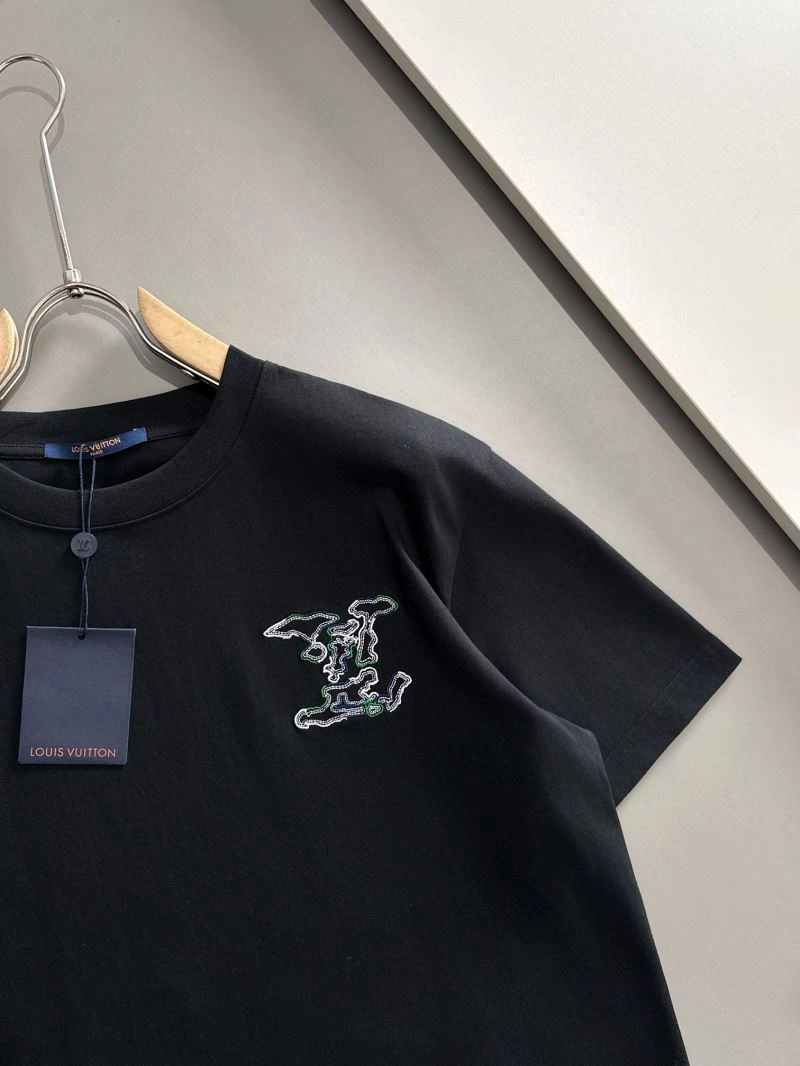 Louis Vuitton T-Shirts Neat 138251