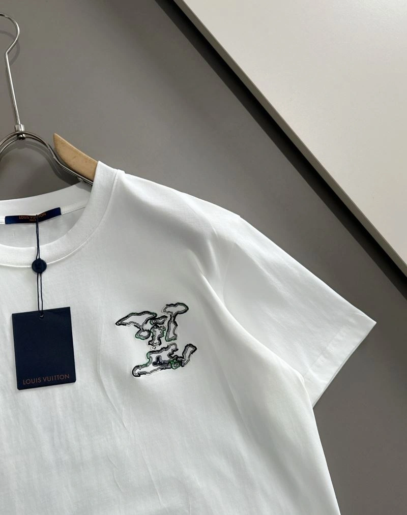 Louis Vuitton T-Shirts Sustainable 138250