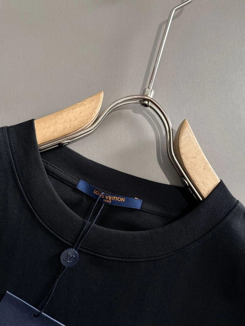 Louis Vuitton T-Shirts Breathable 138249