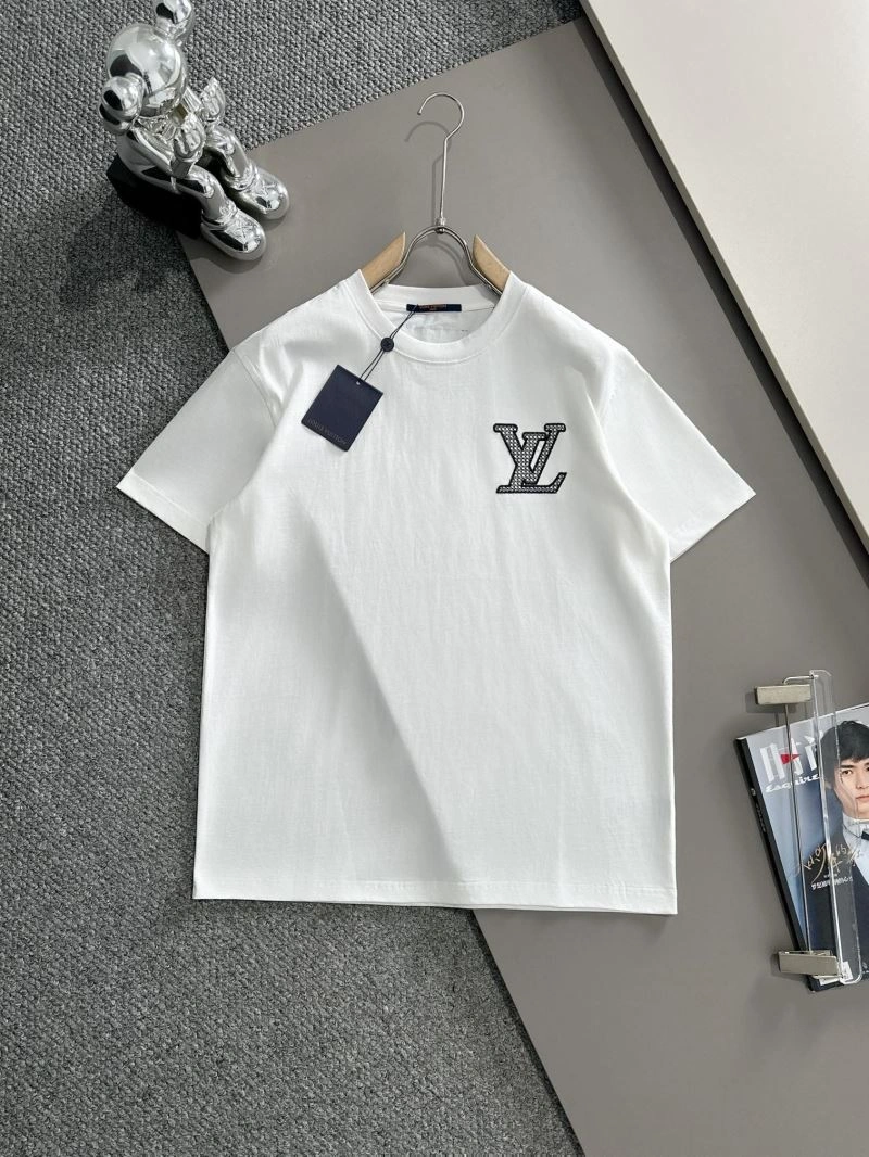 Neat Louis Vuitton T-Shirts 138246