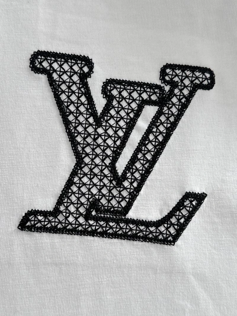 Neat Louis Vuitton T-Shirts 138246