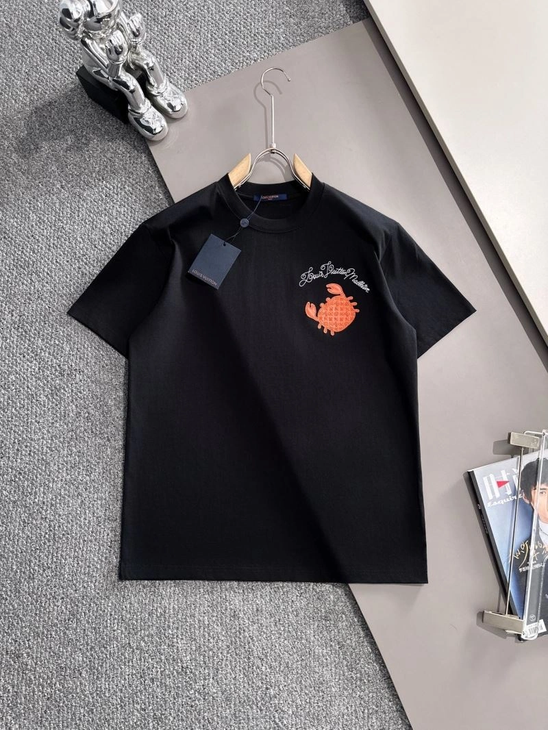 Bright Louis Vuitton T-Shirts 138244