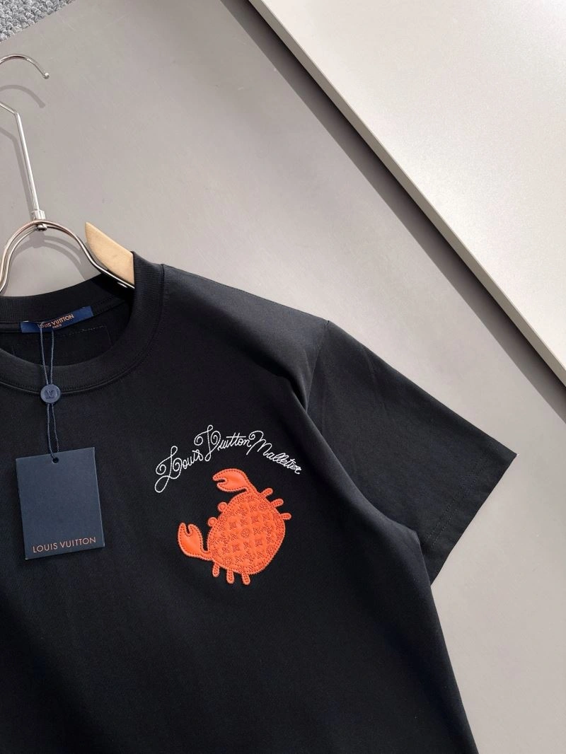 Bright Louis Vuitton T-Shirts 138244