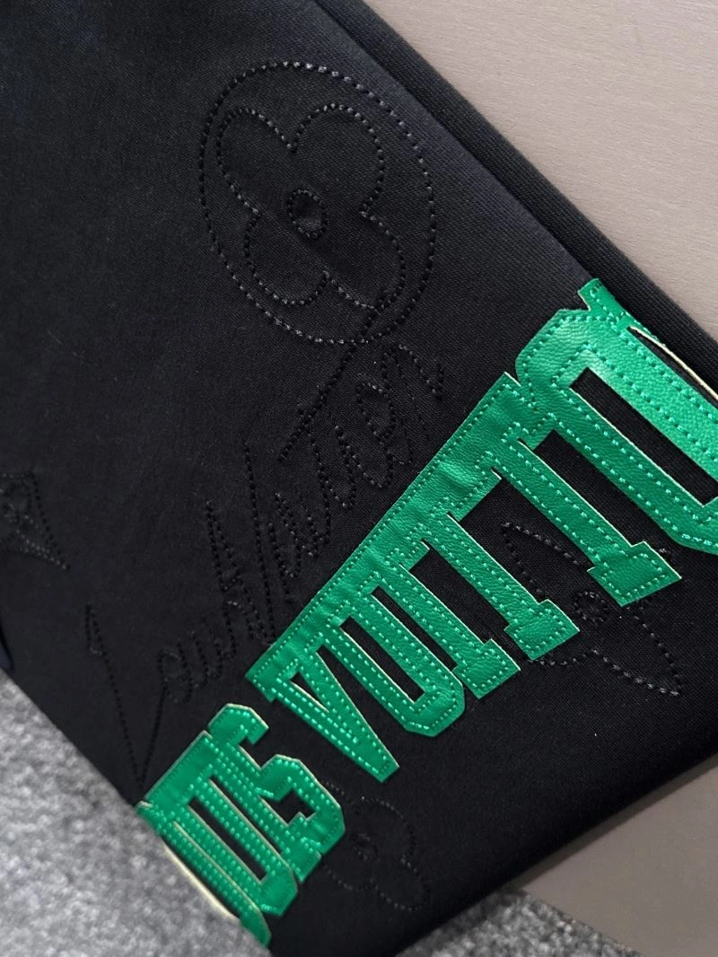 Louis Vuitton T-Shirts Resilient 138239