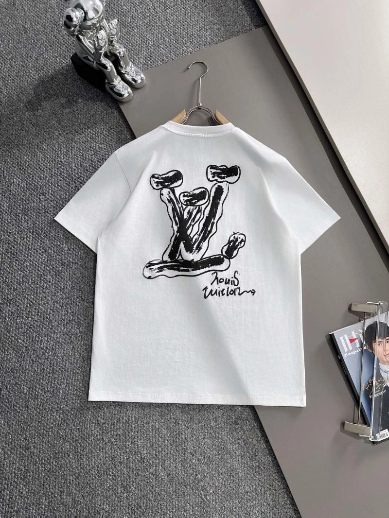 SoftTouch Louis Vuitton T-Shirts 138242