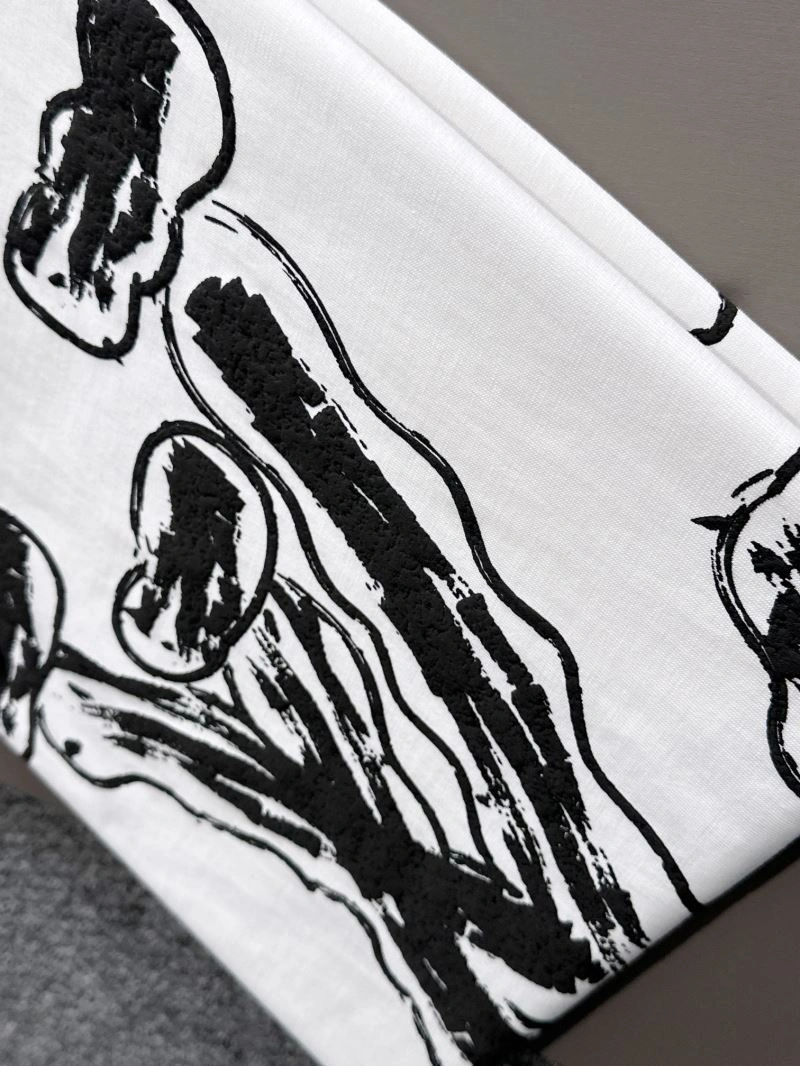 SoftTouch Louis Vuitton T-Shirts 138242