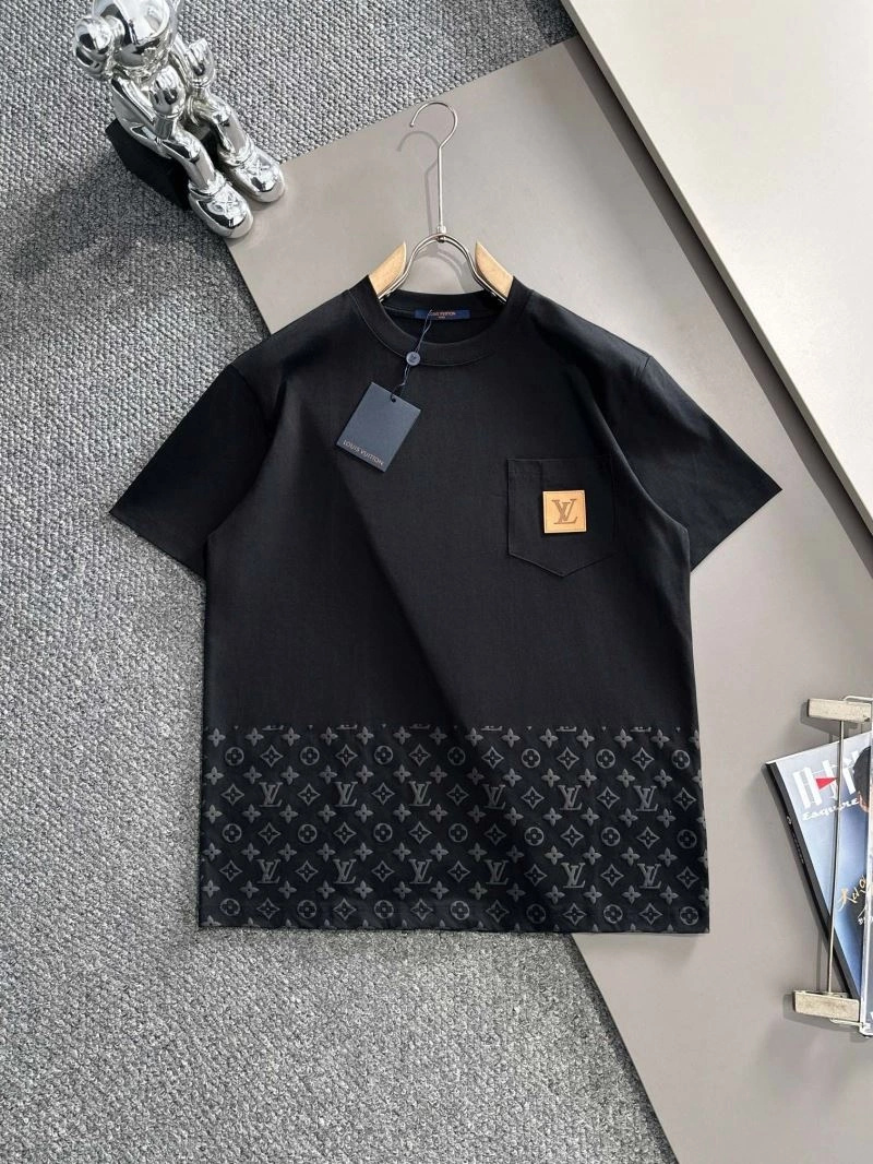 Louis Vuitton T-Shirts Durable 138240
