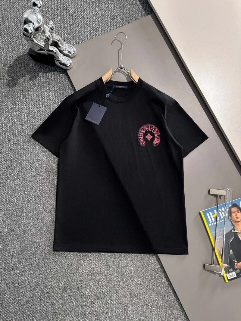 Stretchable Louis Vuitton T-Shirts 138229
