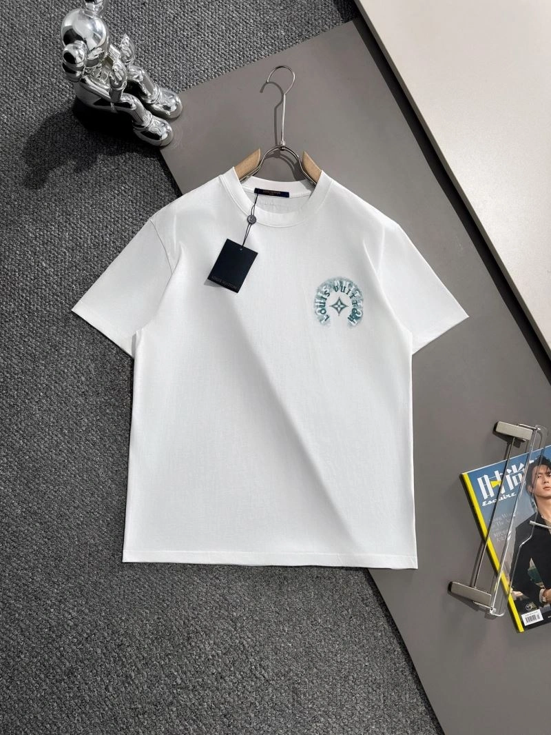 Vibrant Louis Vuitton T-Shirts 138234